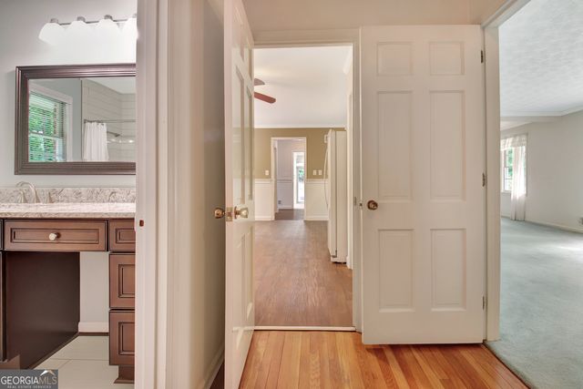 717 Tyrone Road, Tyrone, GA 30290
