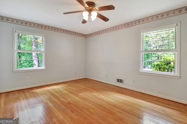 717 Tyrone Road, Tyrone, GA 30290