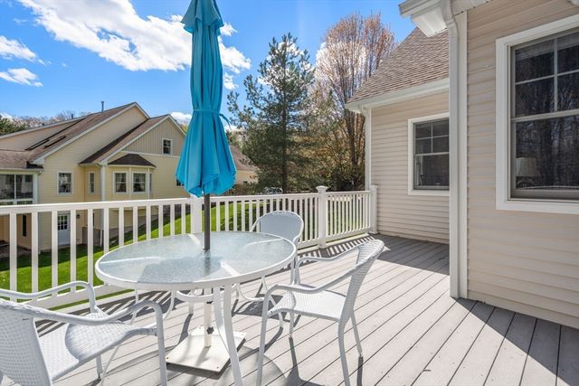 3 Summerland Way 3, Worcester, MA 01609