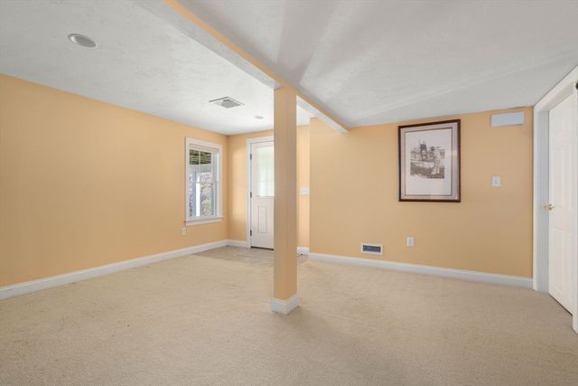 3 Summerland Way 3, Worcester, MA 01609