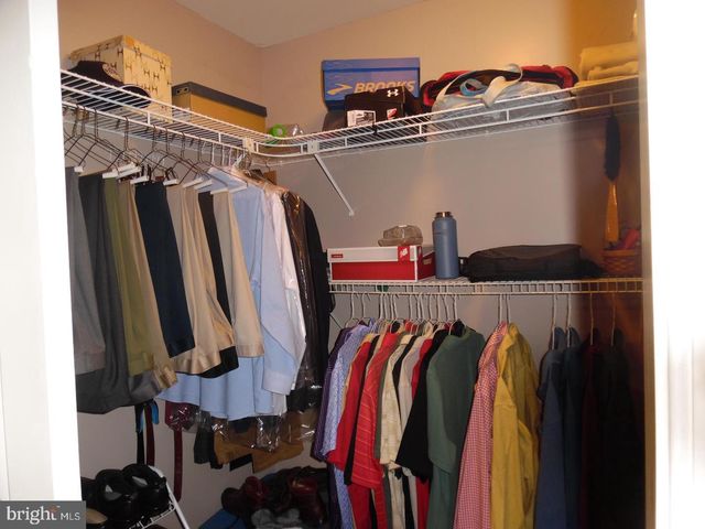 325 CHARLES ST, Lebanon, PA 17042