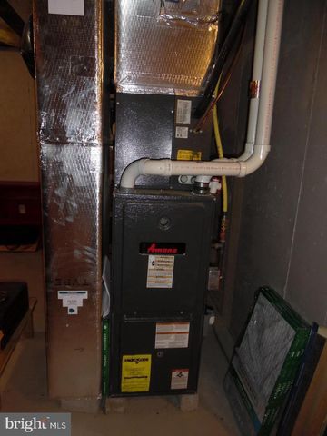 325 CHARLES ST, Lebanon, PA 17042