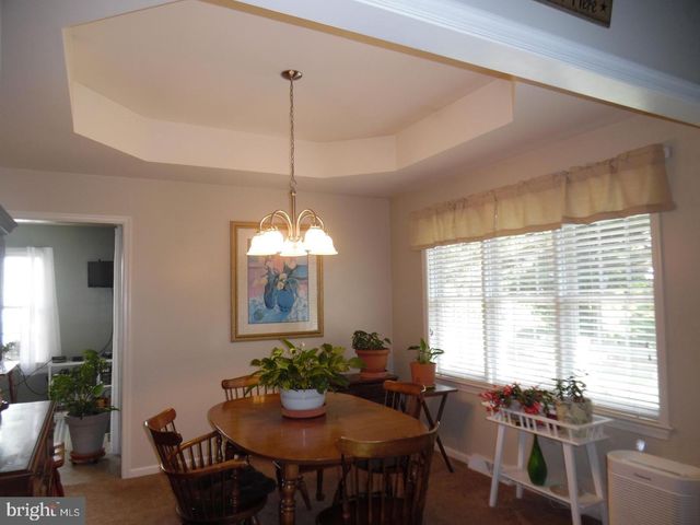 325 CHARLES ST, Lebanon, PA 17042