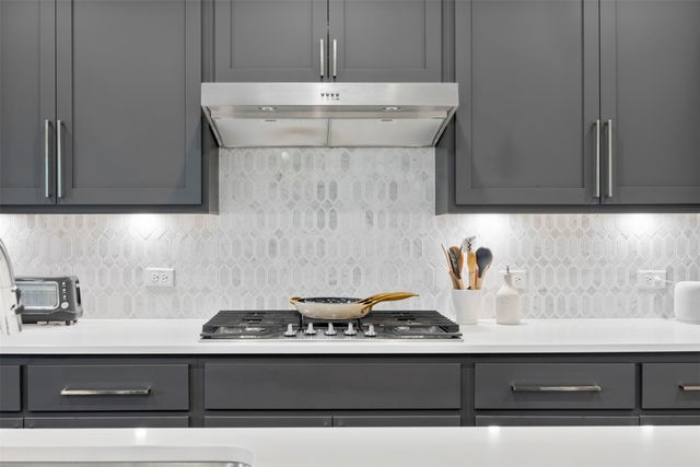 6908 Copperhead Trail, North Richland Hills, TX 76182