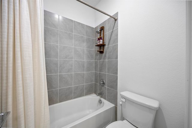 6908 Copperhead Trail, North Richland Hills, TX 76182