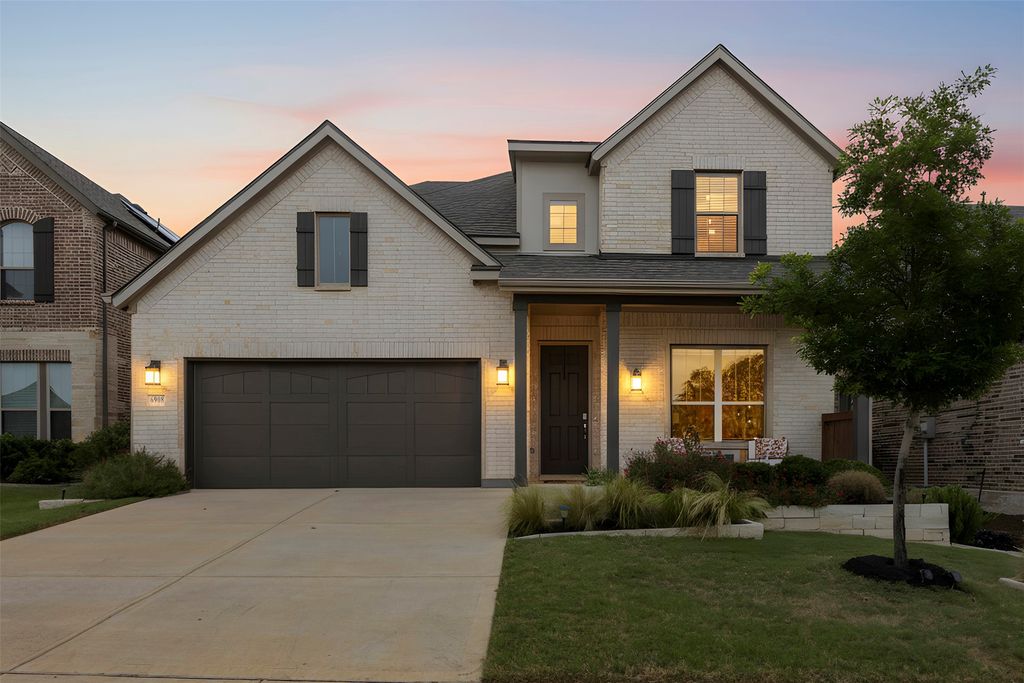 6908 Copperhead Trail, North Richland Hills, TX 76182
