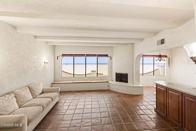 3505 Ocean Drive, Oxnard, CA 93035