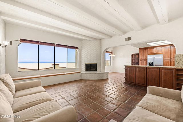 3505 Ocean Drive, Oxnard, CA 93035