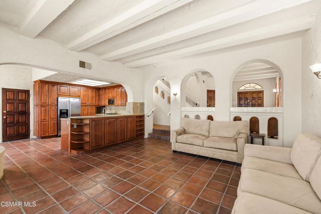 3505 Ocean Drive, Oxnard, CA 93035