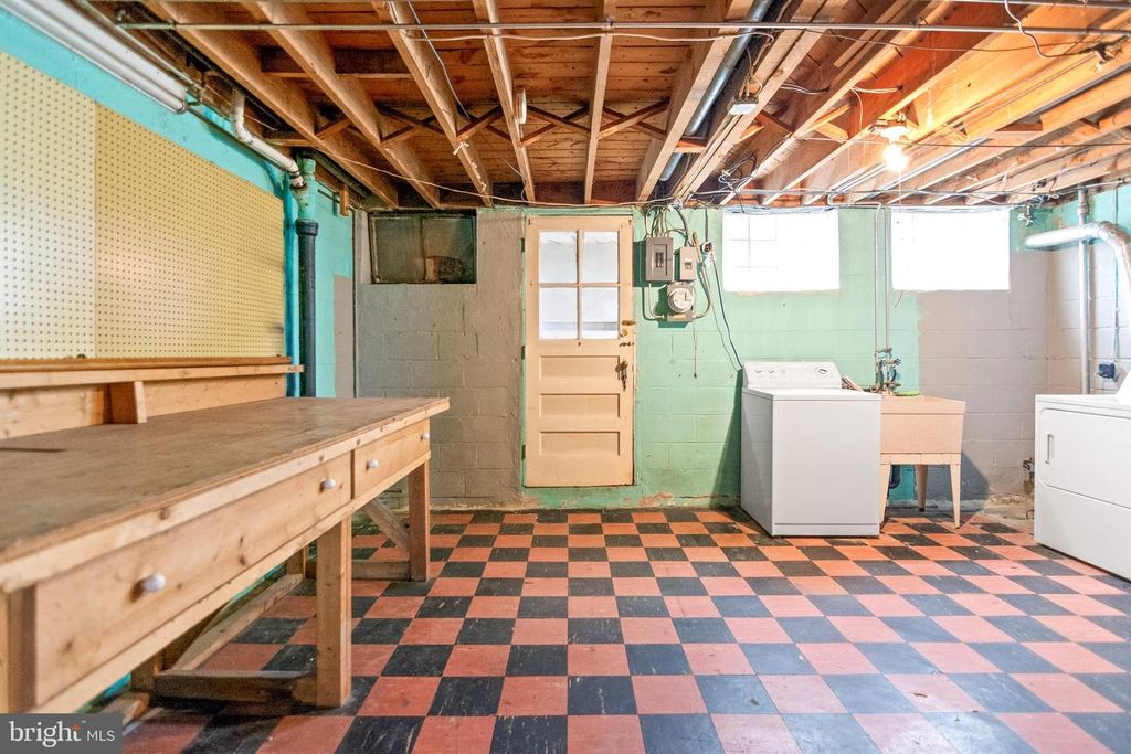 Image 22 of property listing at 1252 HALSTEAD RD, Baltimore, MD 21234