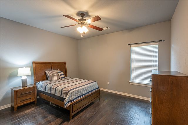 2912 W Featherock Way, Fayetteville, AR 72704