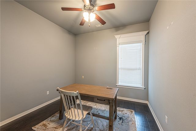 2912 W Featherock Way, Fayetteville, AR 72704