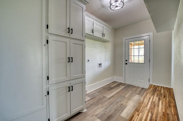 1122 W 2nd Street, Freeport, TX 77541