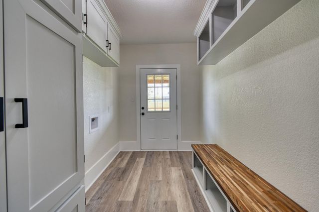 1122 W 2nd Street, Freeport, TX 77541