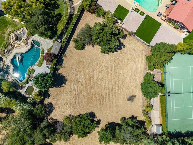 14171 Chester Avenue, Saratoga, CA 95070