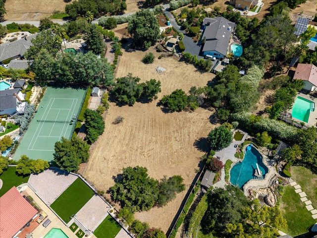 14171 Chester Avenue, Saratoga, CA 95070