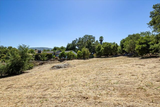 14171 Chester Avenue, Saratoga, CA 95070
