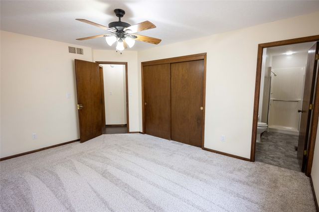 3112 Beaver Avenue, Des Moines, IA 50310