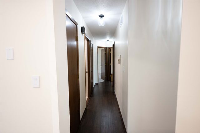 3112 Beaver Avenue, Des Moines, IA 50310