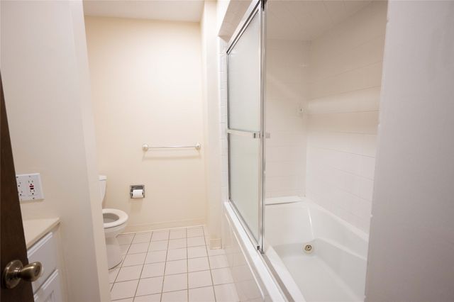 3112 Beaver Avenue, Des Moines, IA 50310