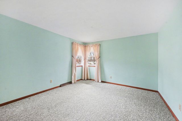 1728 Vinecroft Street Nw, City Of Walker, MI 49544