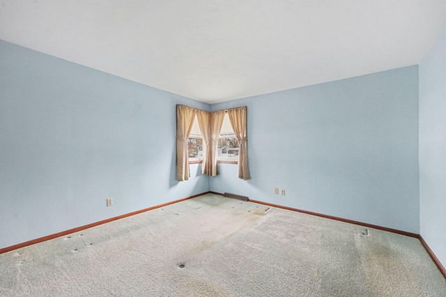 1728 Vinecroft Street Nw, City Of Walker, MI 49544