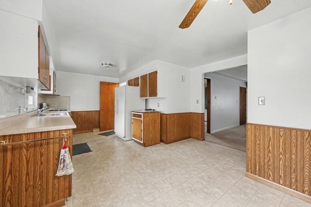 1728 Vinecroft Street Nw, City Of Walker, MI 49544