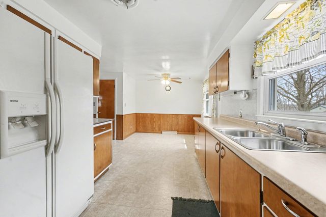 1728 Vinecroft Street Nw, City Of Walker, MI 49544