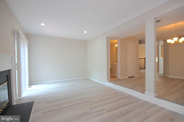 7782 BLUEBERRY HILL LN, Ellicott City, MD 21043