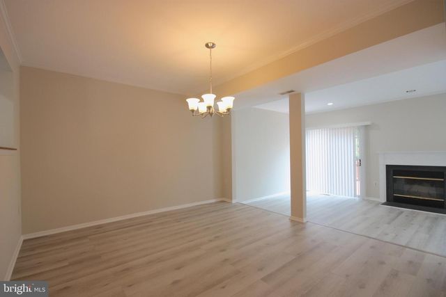 7782 BLUEBERRY HILL LN, Ellicott City, MD 21043