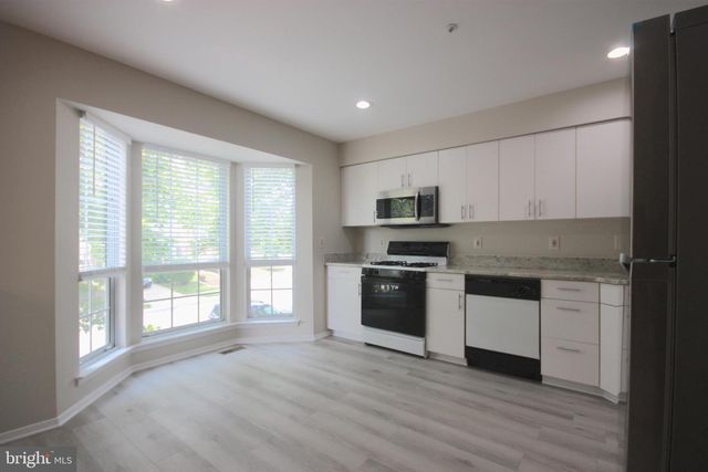 7782 BLUEBERRY HILL LN, Ellicott City, MD 21043