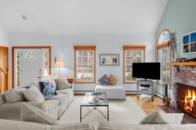 190 Silver Spring Beach Road, Eastham, MA 02642