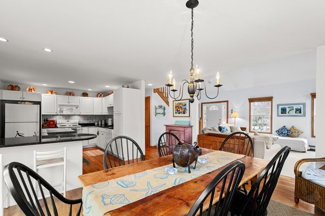 190 Silver Spring Beach Road, Eastham, MA 02642