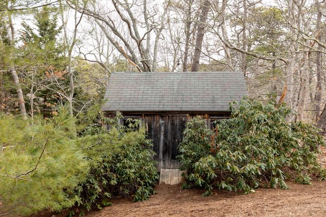 190 Silver Spring Beach Road, Eastham, MA 02642