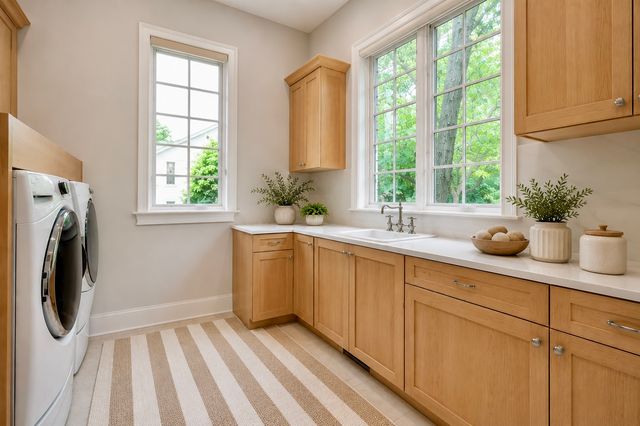 1380 Westmoor Trail, Winnetka, IL 60093