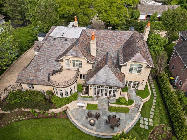 1380 Westmoor Trail, Winnetka, IL 60093