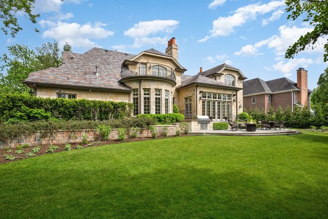 1380 Westmoor Trail, Winnetka, IL 60093