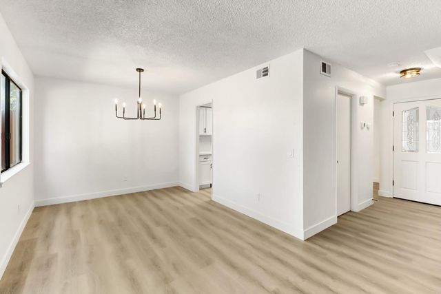 7502 Andrewsarah Ct, Sacramento, CA 95828