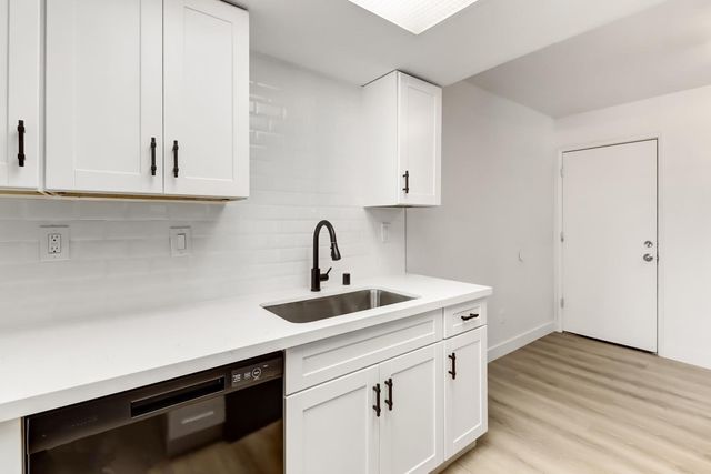 7502 Andrewsarah Ct, Sacramento, CA 95828