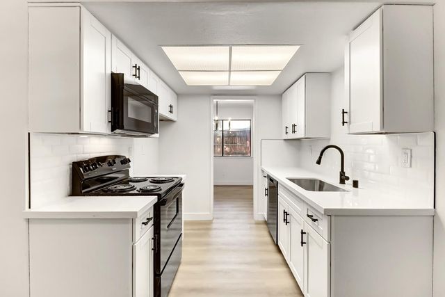 7502 Andrewsarah Ct, Sacramento, CA 95828