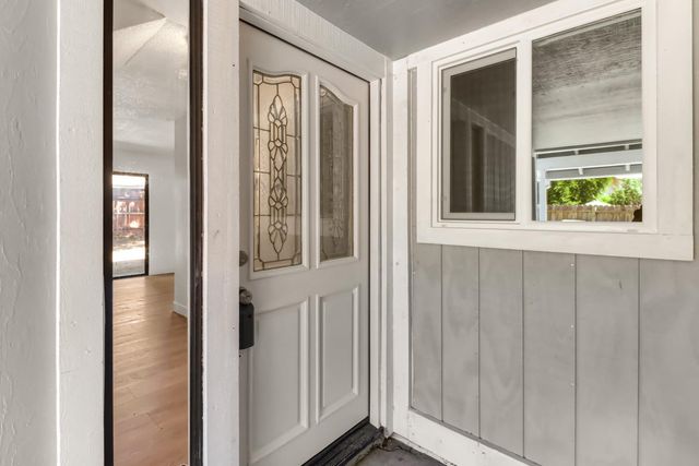 7502 Andrewsarah Ct, Sacramento, CA 95828