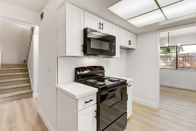 7502 Andrewsarah Ct, Sacramento, CA 95828