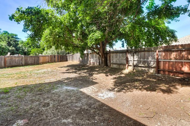 7502 Andrewsarah Ct, Sacramento, CA 95828