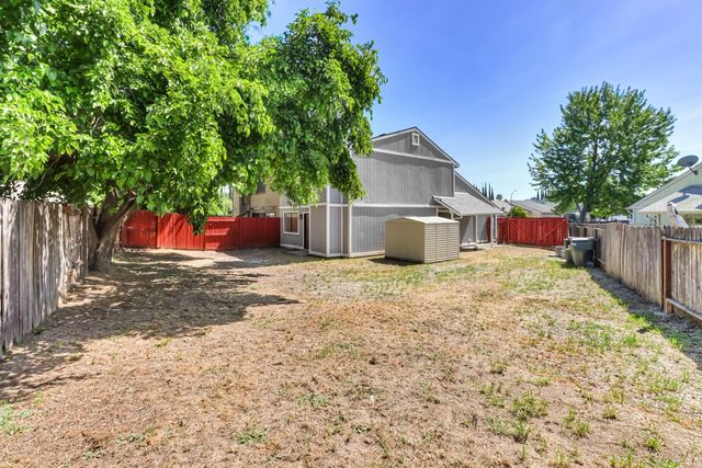 7502 Andrewsarah Ct, Sacramento, CA 95828