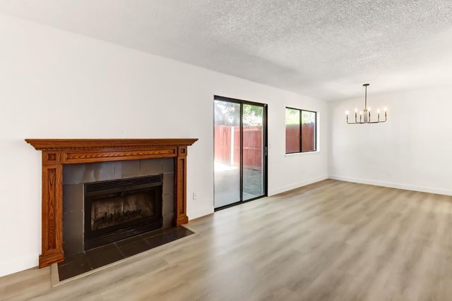 7502 Andrewsarah Ct, Sacramento, CA 95828