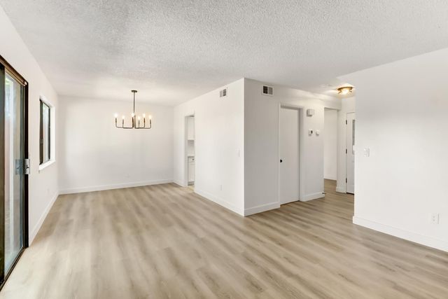 7502 Andrewsarah Ct, Sacramento, CA 95828