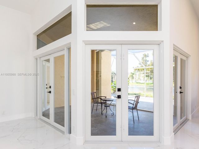 381 Cameron Dr, Weston, FL 33326