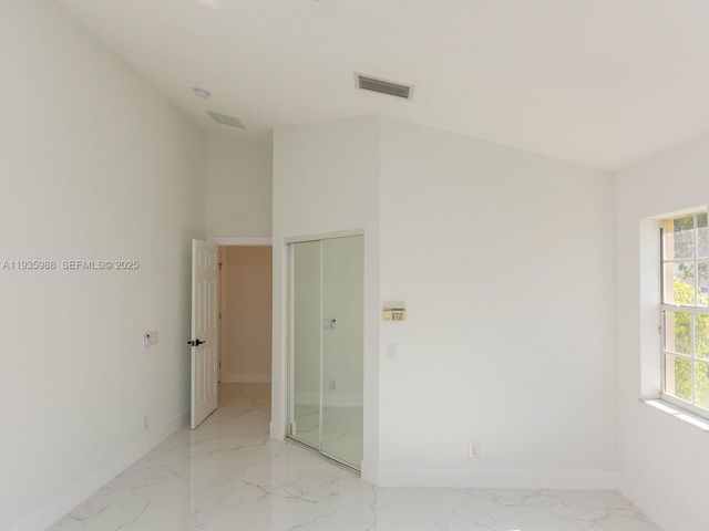 381 Cameron Dr, Weston, FL 33326