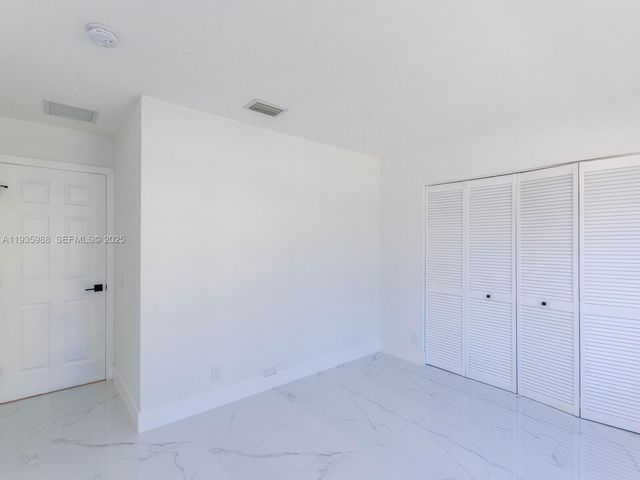 381 Cameron Dr, Weston, FL 33326