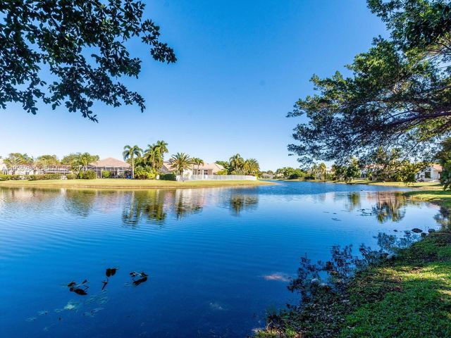 381 Cameron Dr, Weston, FL 33326